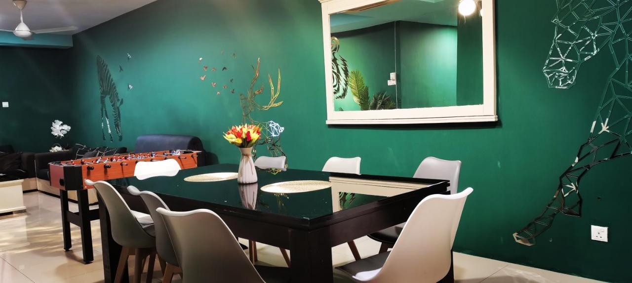 Cozy Forest Themed Homestay 4 Bedroom กัวลาลัมเปอร์ ภายนอก รูปภาพ